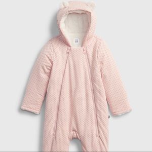BABY GAP Sherpa lined suit 0-3 months